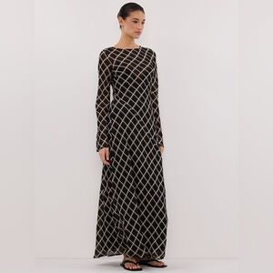 EUC DISSH Black and White Geometric Long Sleeve Dress in sz SMALL
